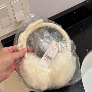 NWT Bow Cream Faux Fur Earmuffs